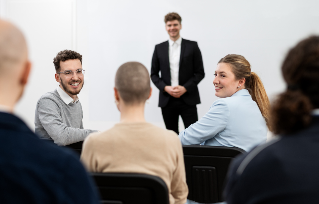 NLP Practitioner Köln mit NLP Trainer Youri Keifens, Interaktion in der Gruppe